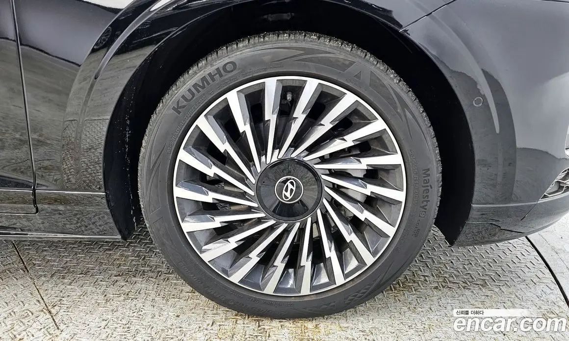 Hyundai Grandeur 2024 2.5 автомат (гидро), фото 5
