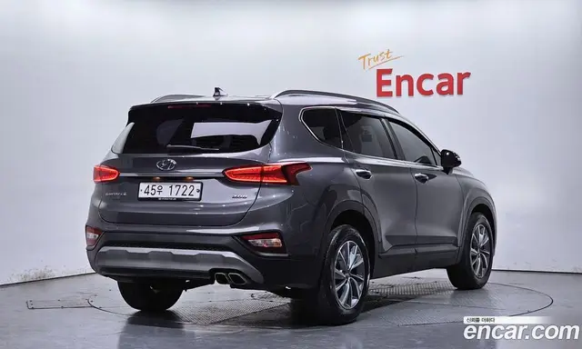 Hyundai Santa Fe 2018 2.0 автомат (гидро), миниатюра 2