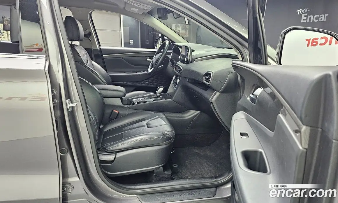 Hyundai Santa Fe 2018 2.0 автомат (гидро), фото 16