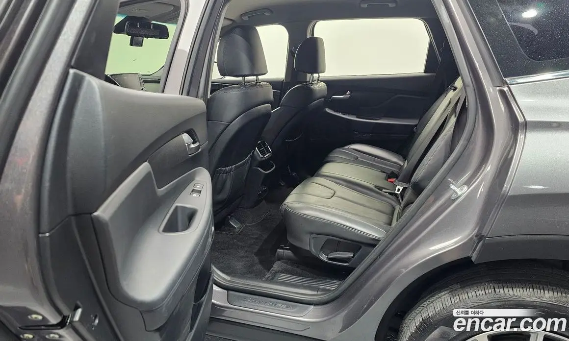Hyundai Santa Fe 2018 2.0 автомат (гидро), фото 17