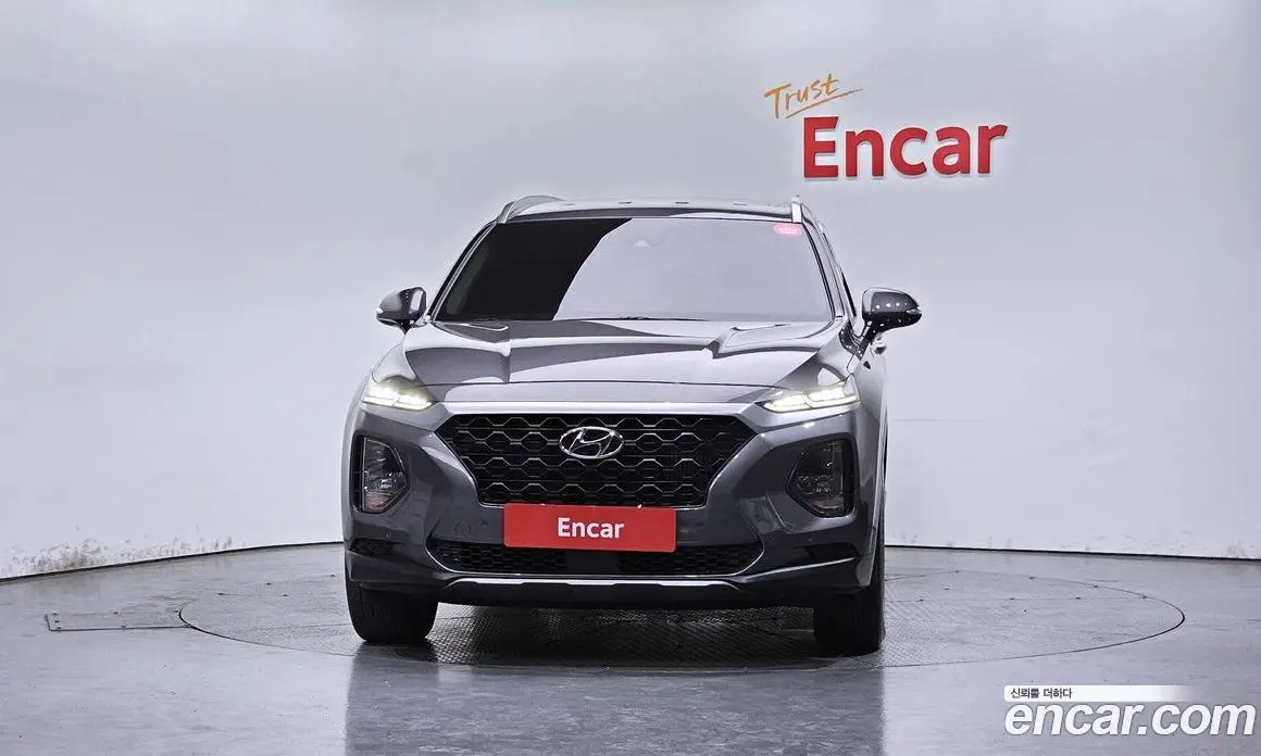 Hyundai Santa Fe 2018 2.0 автомат (гидро), фото 3