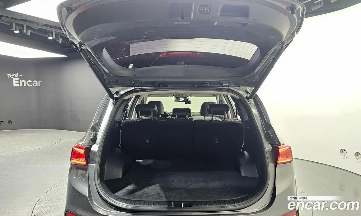 Hyundai Santa Fe 2018 2.0 автомат (гидро), фото 26