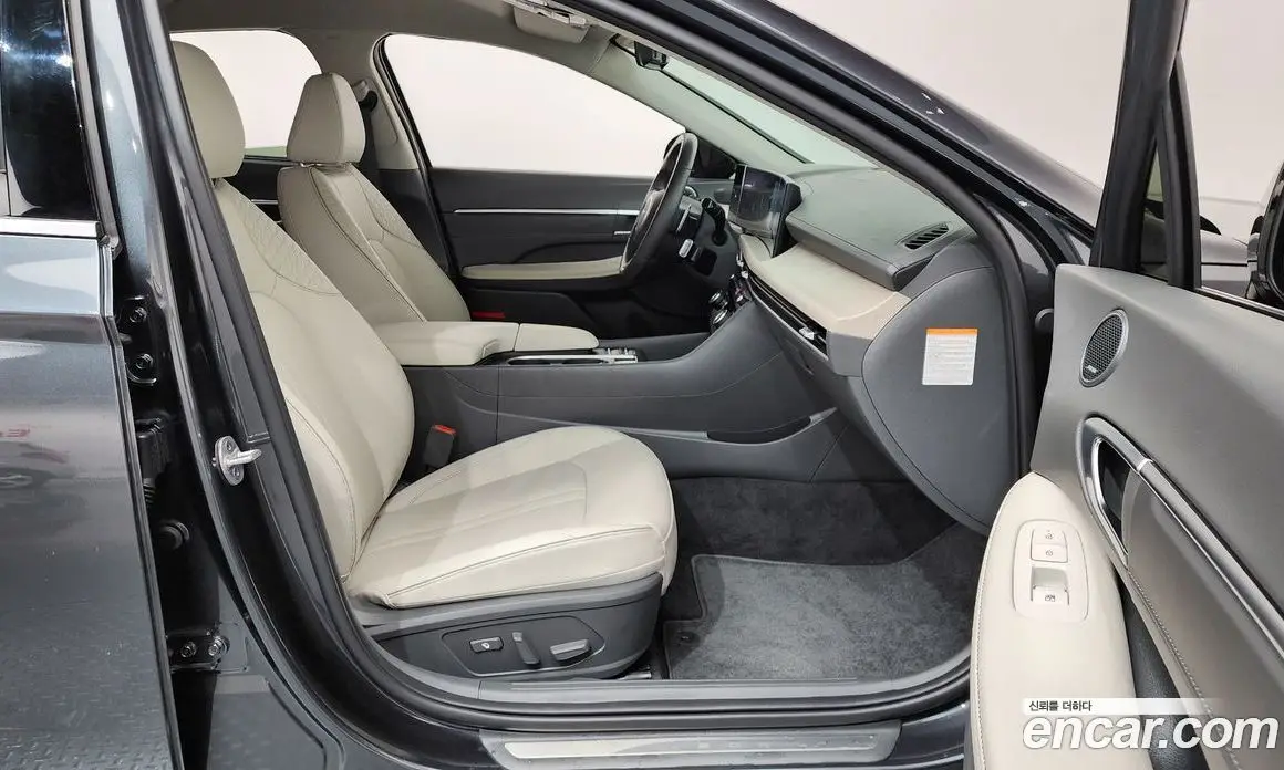 Hyundai Sonata 2023 2.0 автомат (гидро), фото 16