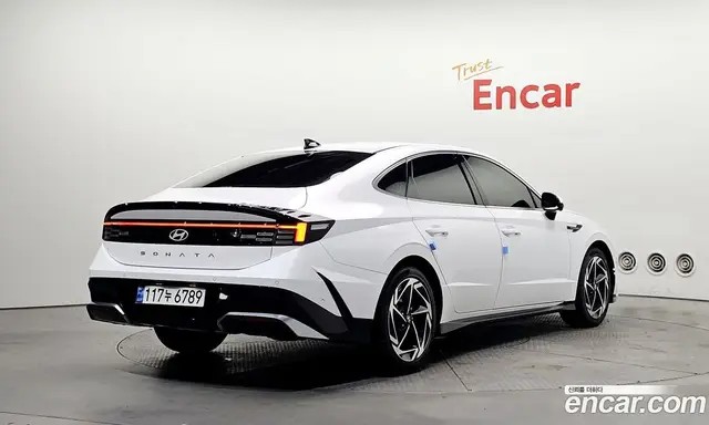 Hyundai Sonata 2024 1.6 автомат (гидро), миниатюра 2