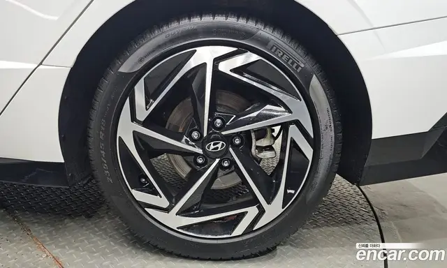 Hyundai Sonata 2024 1.6 автомат (гидро), миниатюра 7