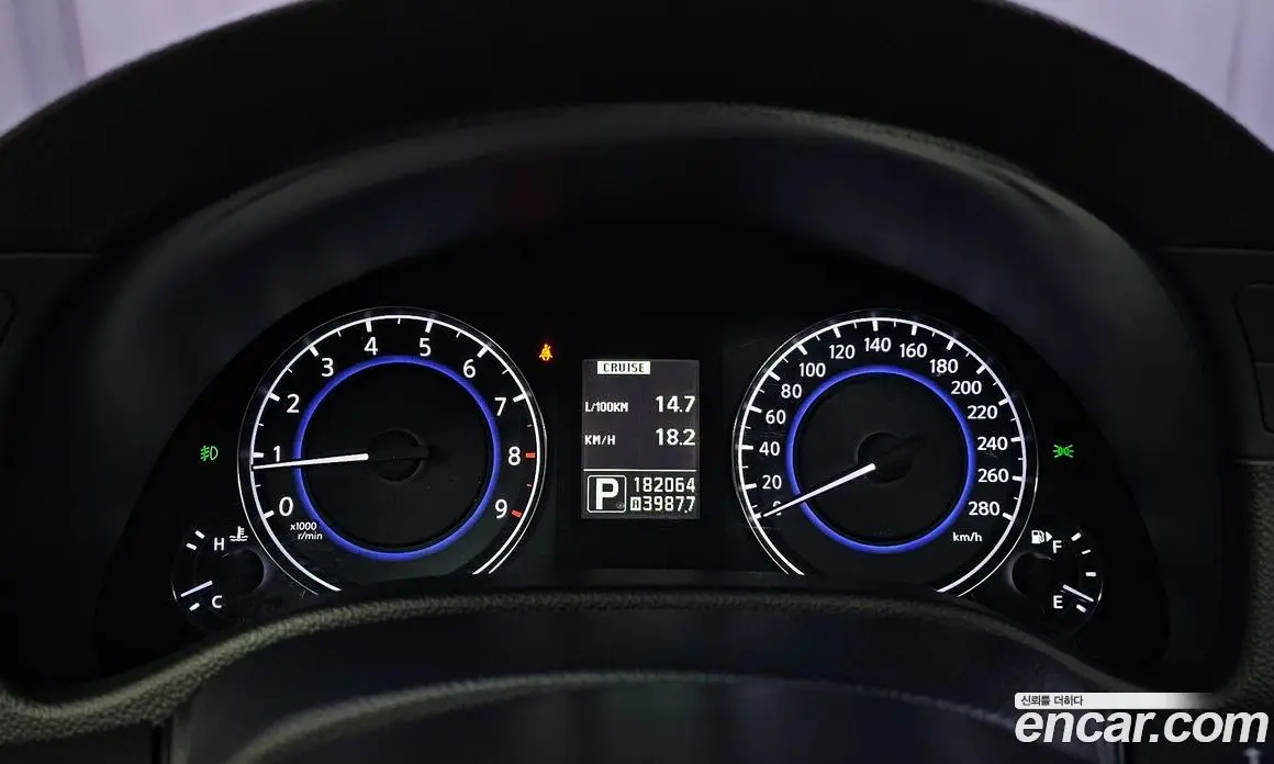 Infiniti G 2011 2.5 автомат (гидро), фото 8 Infiniti G 2011 2.5 автомат (гидро), фото 8