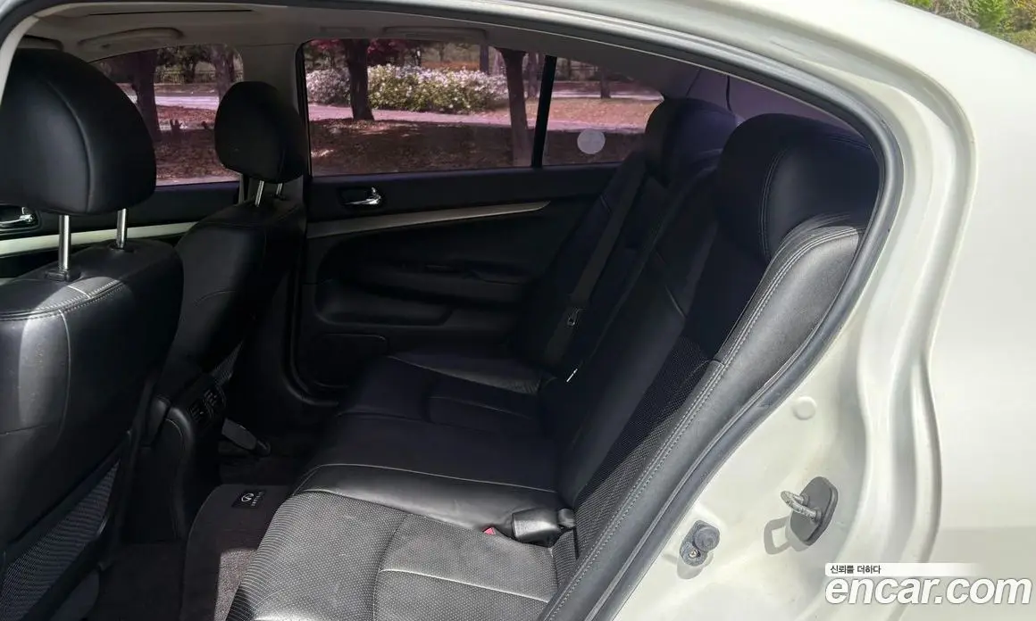 Infiniti G 2012 2.5 автомат (гидро), фото 6 Infiniti G 2012 2.5 автомат (гидро), фото 6