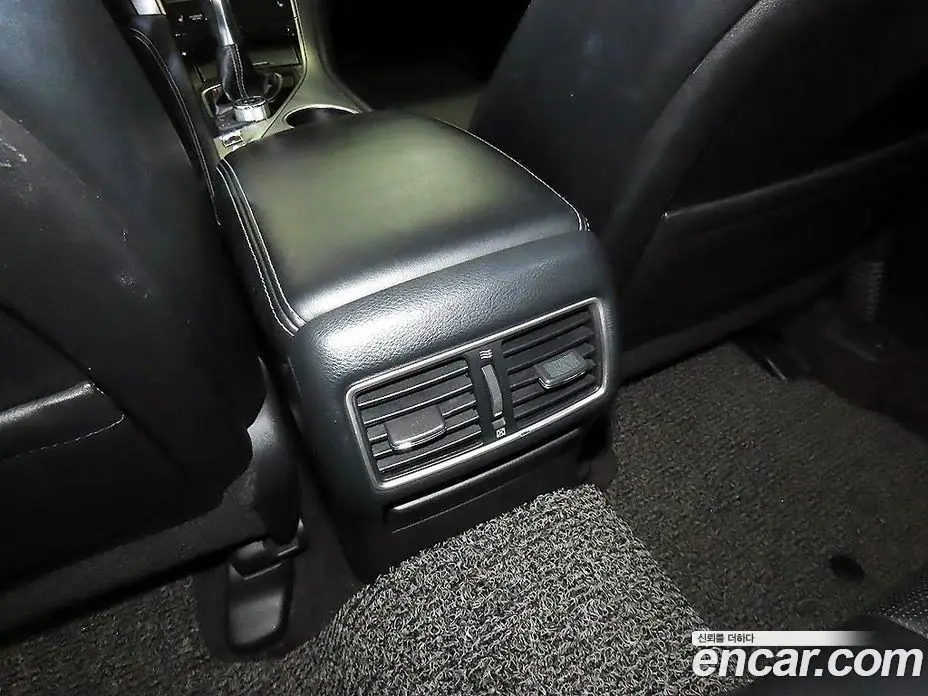 Infiniti Q50 2014 2.1 автомат (гидро), фото 17 Infiniti Q50 2014 2.1 автомат (гидро), фото 17