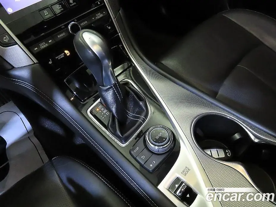 Infiniti Q50 2014 2.1 автомат (гидро), фото 9 Infiniti Q50 2014 2.1 автомат (гидро), фото 9