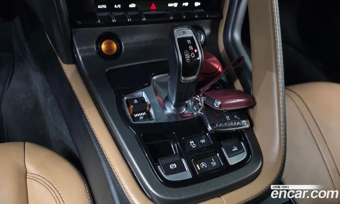 Jaguar F-Type 2015 3.0 автомат (гидро), фото 9 Jaguar F-Type 2015 3.0 автомат (гидро), фото 9