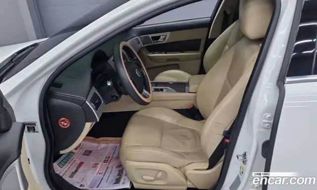 Jaguar XF 2013 2.0 автомат (гидро), миниатюра 12