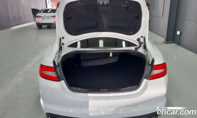 Jaguar XF 2013 2.0 автомат (гидро), миниатюра 5 Jaguar XF 2013 2.0 автомат (гидро), миниатюра 5