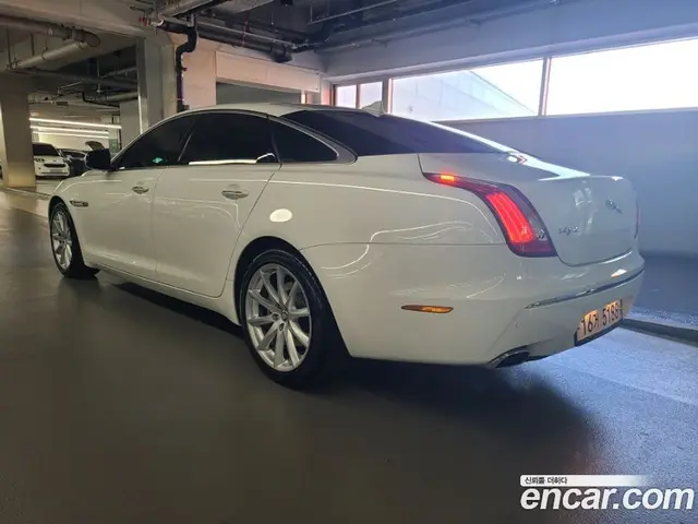 Jaguar XJ 2013 3.0 автомат (гидро), миниатюра 7 Jaguar XJ 2013 3.0 автомат (гидро), миниатюра 7