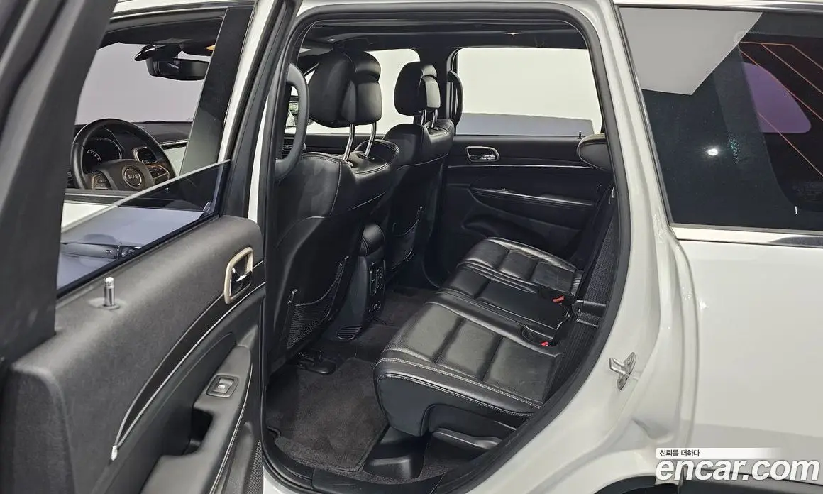 Jeep Cherokee 2017 3.6 автомат (гидро), фото 12