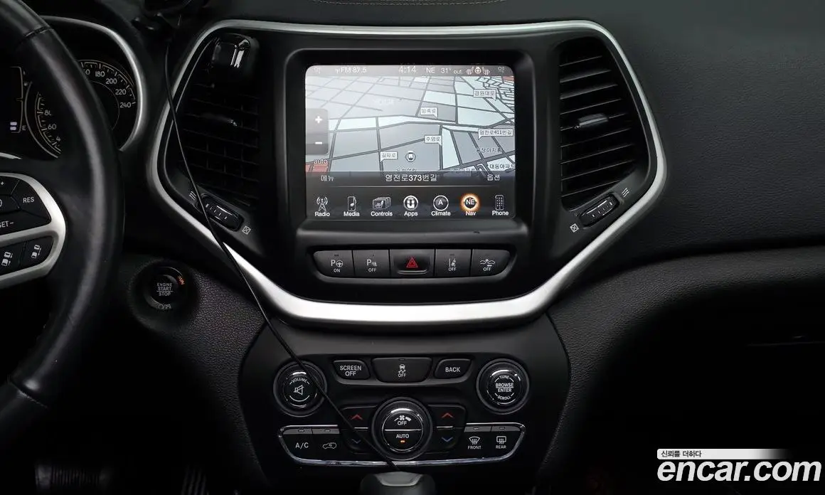 Jeep Cherokee 2017 2.4 автомат (гидро), фото 14