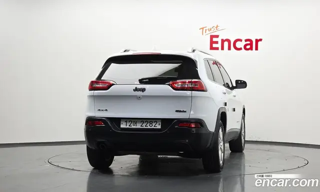 Jeep Cherokee 2017 2.4 автомат (гидро), миниатюра 4