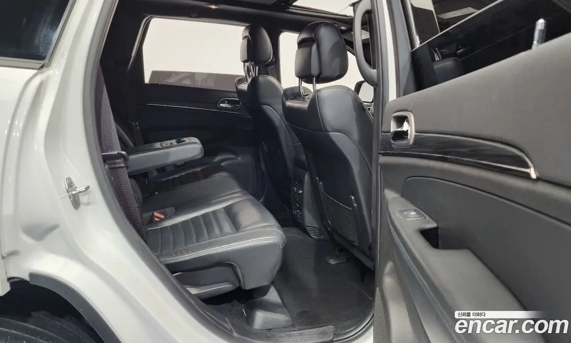 Jeep Cherokee 2020 3.6 автомат (гидро), фото 12