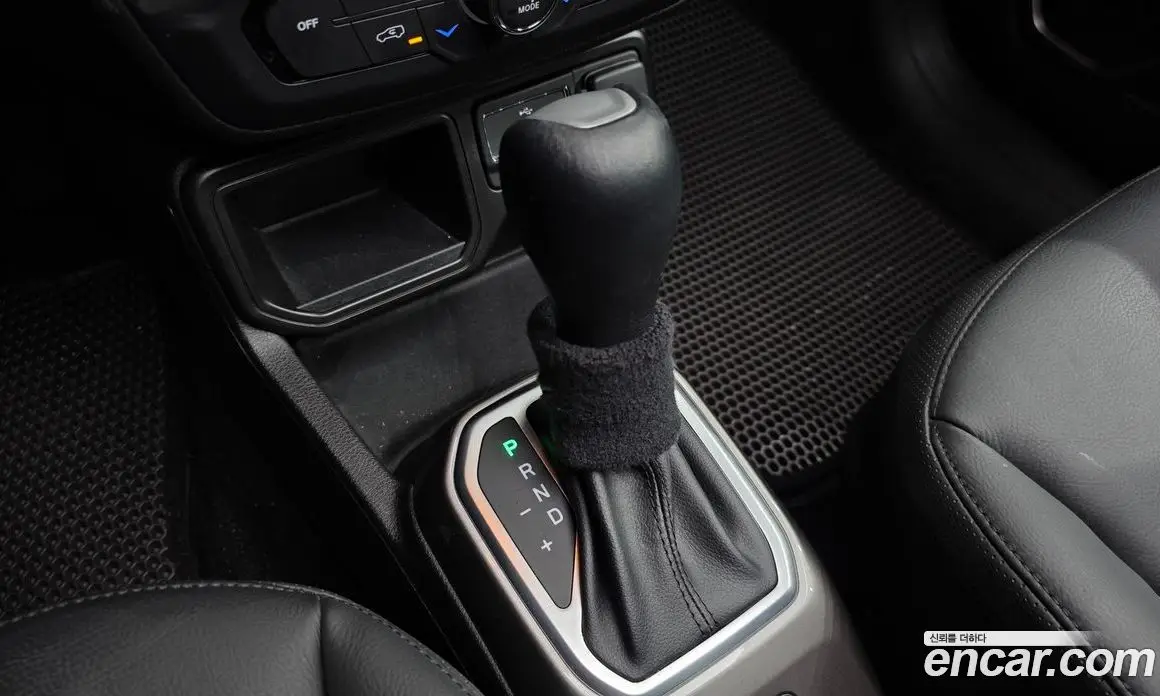 Jeep Renegade 2021 2.4 автомат (гидро), фото 12