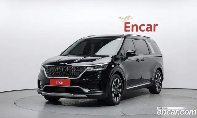 Kia Carnival, 2023, 33 758 км