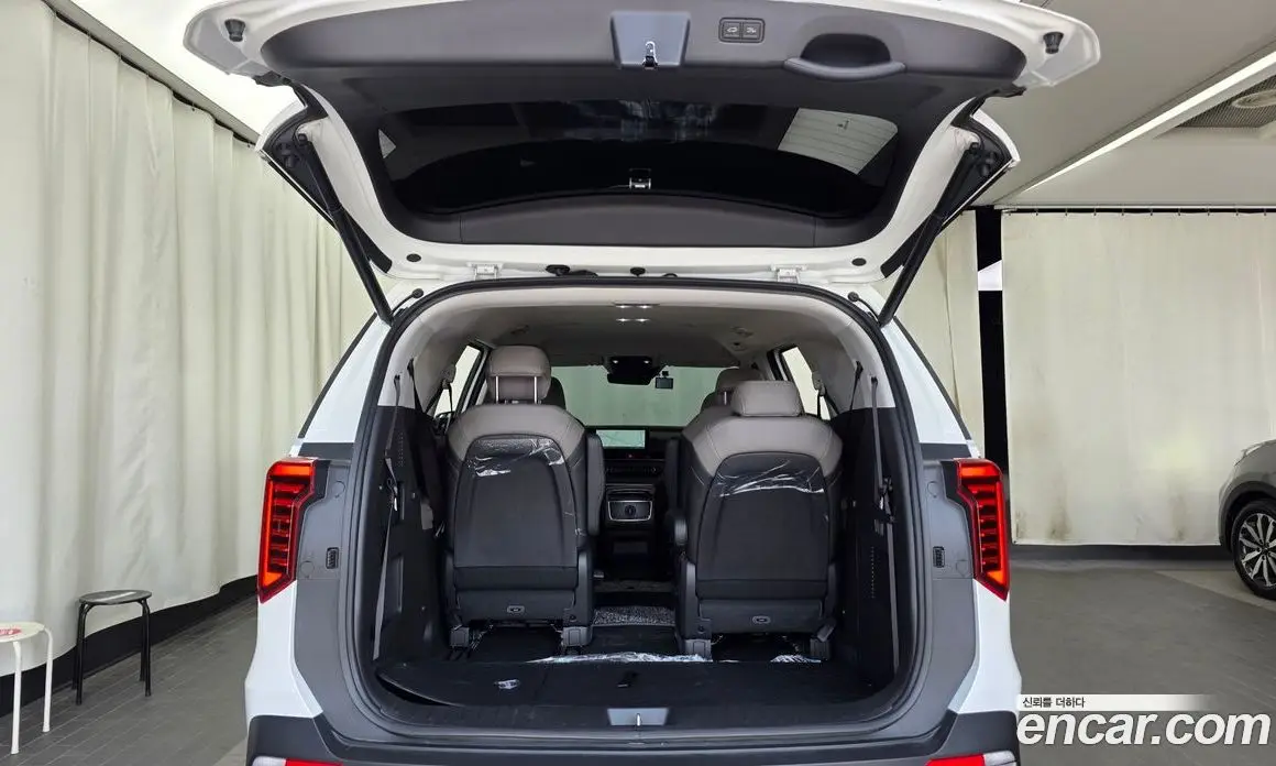 Kia Carnival 2025 3.5 автомат (гидро), фото 26