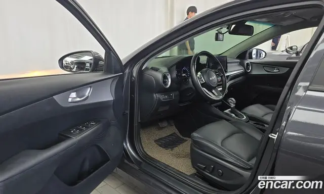 Kia K3 2023 1.6 автомат (гидро), миниатюра 10
