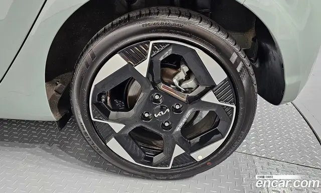 Kia Morning 2025 1.0 автомат (гидро), миниатюра 7