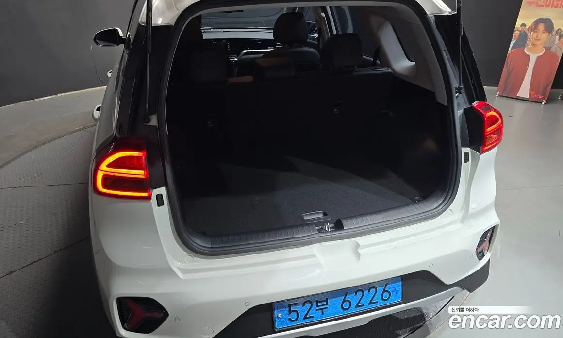 Kia Niro 2022 0.2 автомат (гидро), фото 30