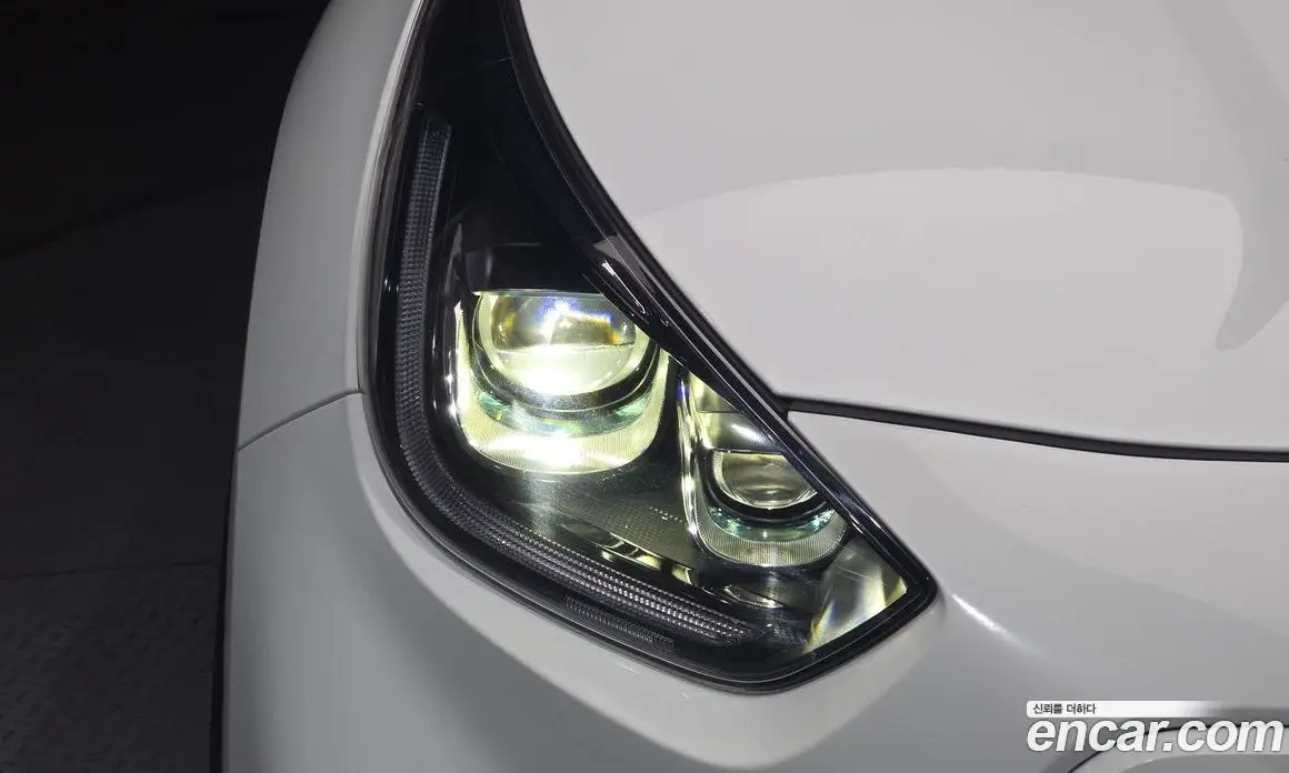 Kia Niro 2022 0.2 автомат (гидро), фото 8