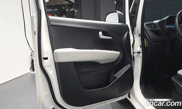 Kia Ray 2023 0.1 автомат (гидро), миниатюра 12