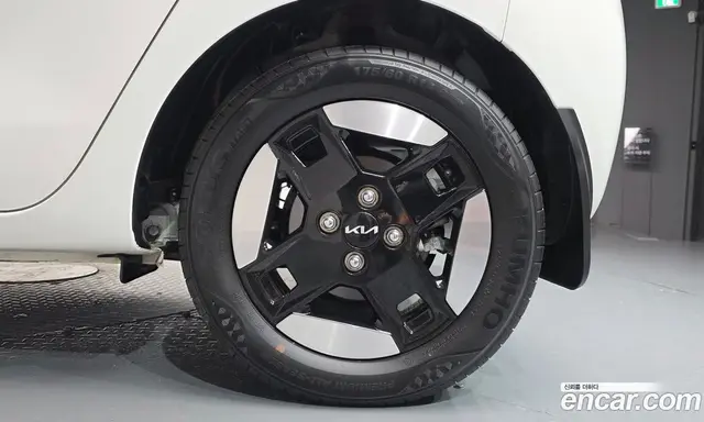 Kia Ray 2023 0.1 автомат (гидро), миниатюра 5
