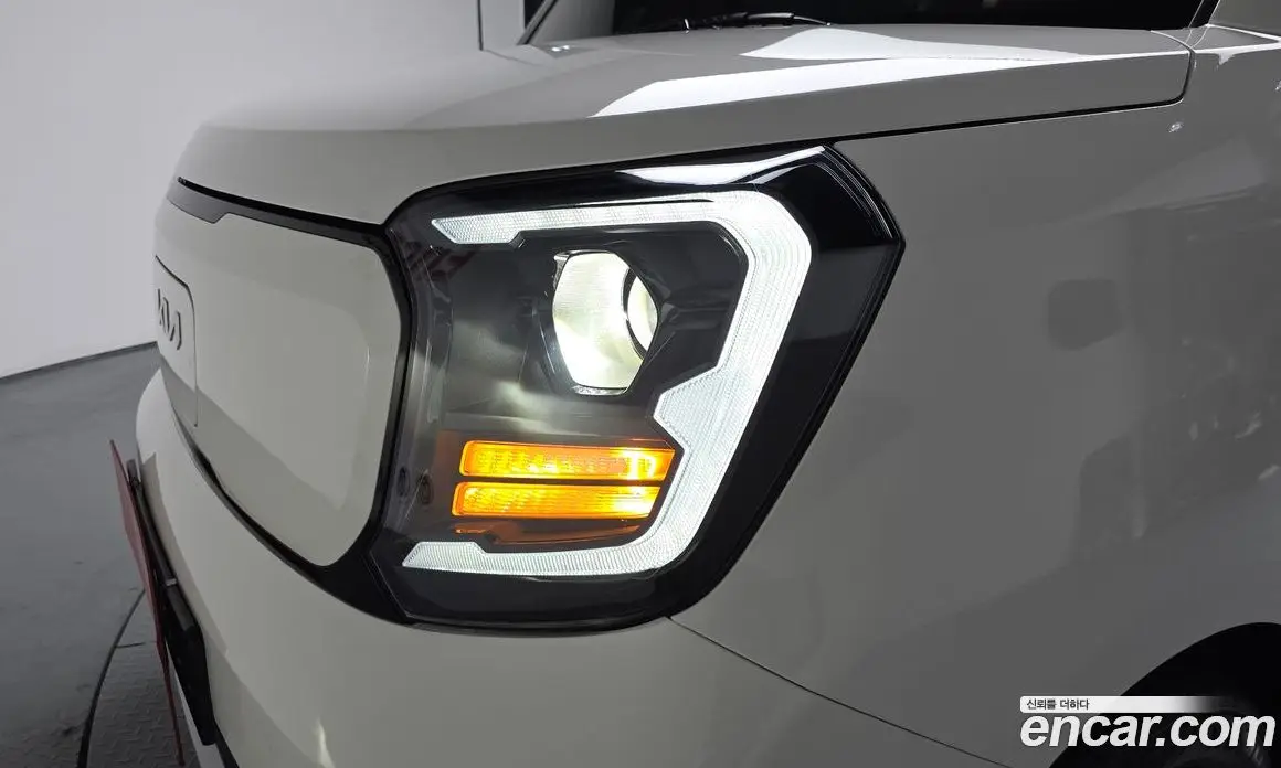 Kia Ray 2023 0.1 автомат (гидро), фото 6