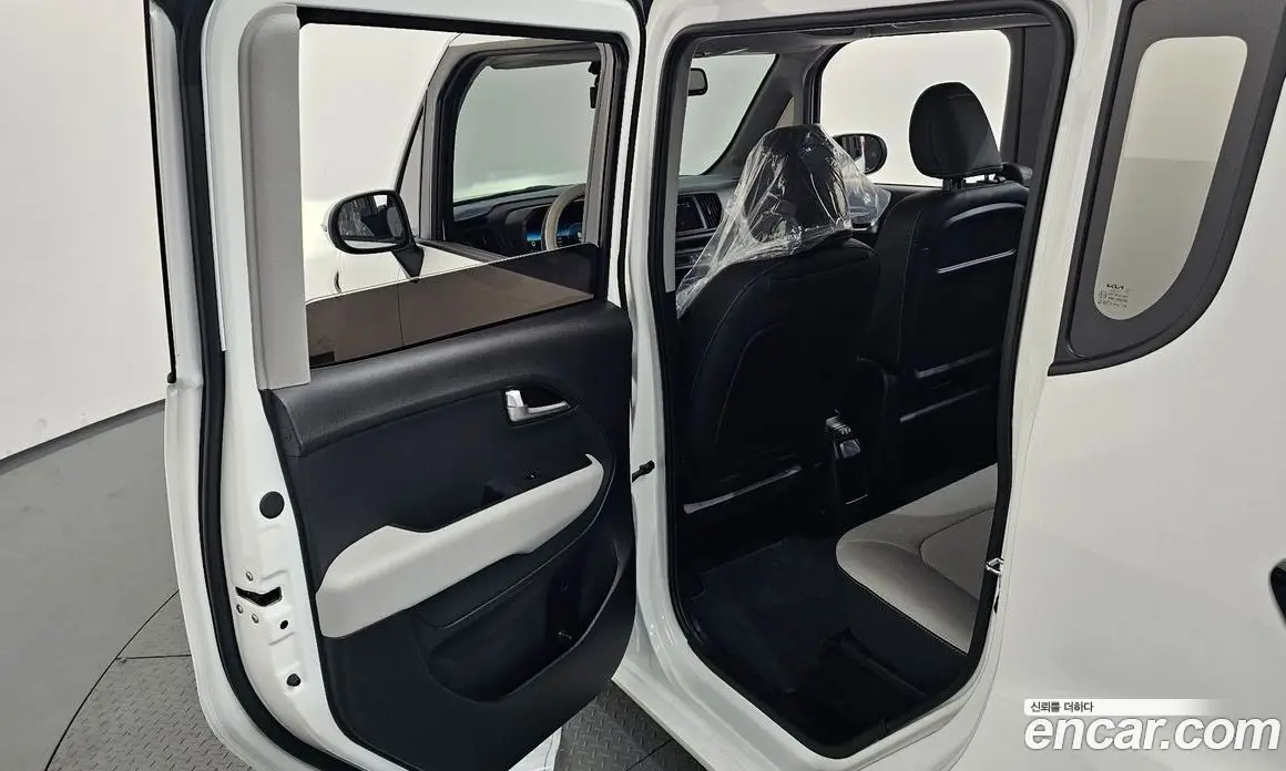 Kia Ray 2024 0.1 автомат (гидро), фото 17
