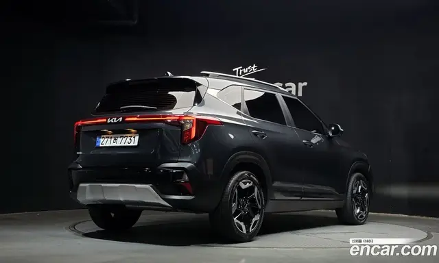 Kia Seltos 2024 1.6 автомат (гидро), миниатюра 2