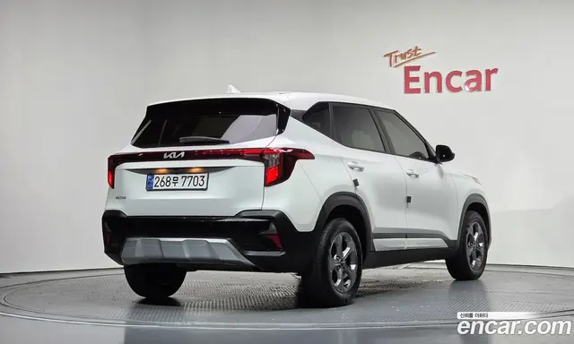 Kia Seltos 2024 1.6 автомат (гидро), миниатюра 2