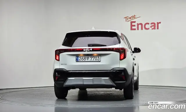 Kia Seltos 2024 1.6 автомат (гидро), миниатюра 4