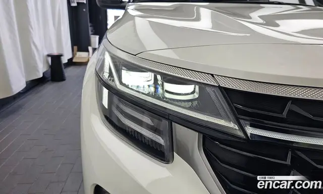 Kia Seltos 2024 1.6 автомат (гидро), миниатюра 8