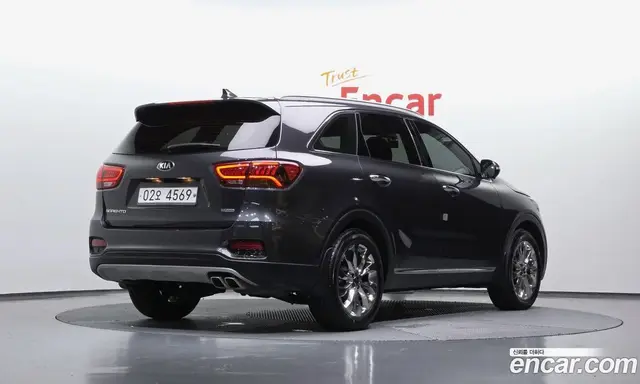 Kia Sorento 2018 2.2 автомат (гидро), миниатюра 2