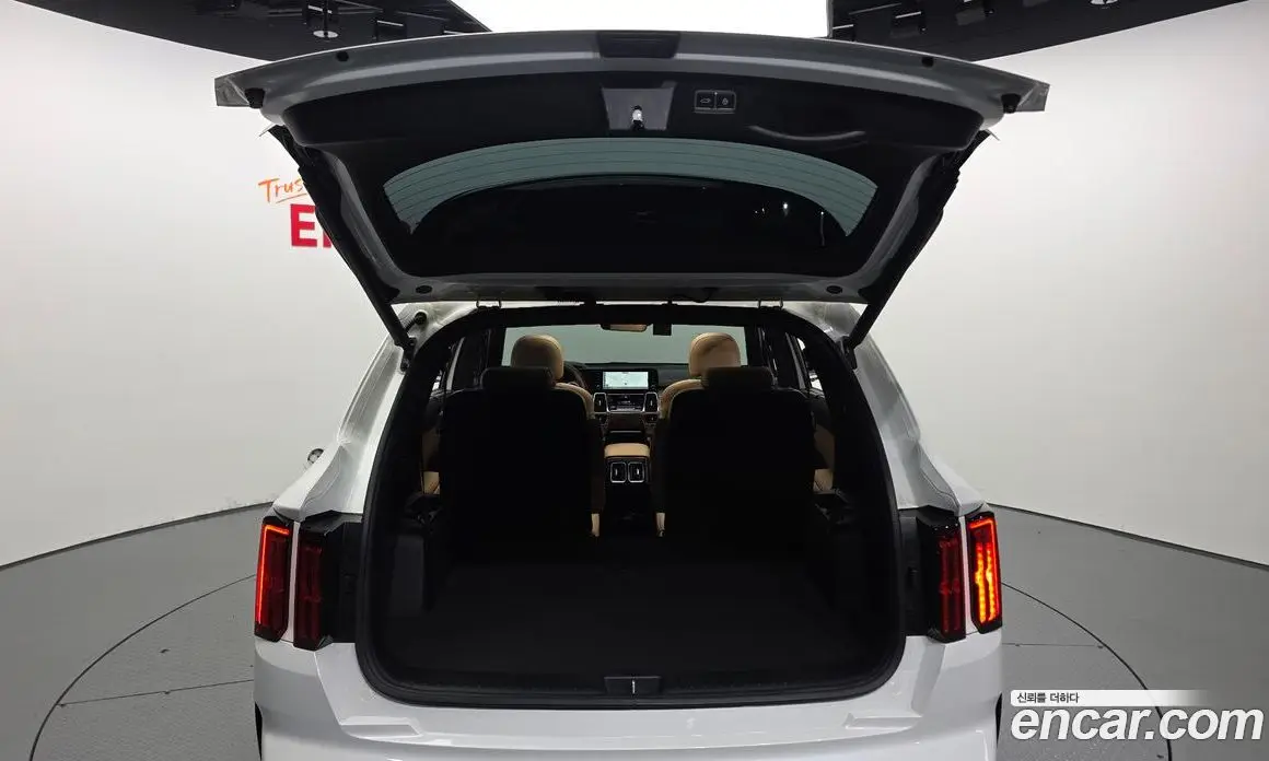 Kia Sorento 2023 1.6 автомат (гидро), фото 33