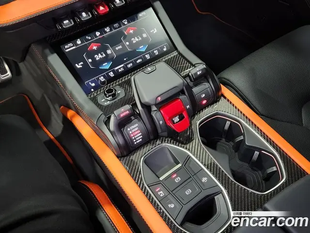 Lamborghini Urus 2025 4.0 автомат (гидро), миниатюра 9 Lamborghini Urus 2025 4.0 автомат (гидро), миниатюра 9