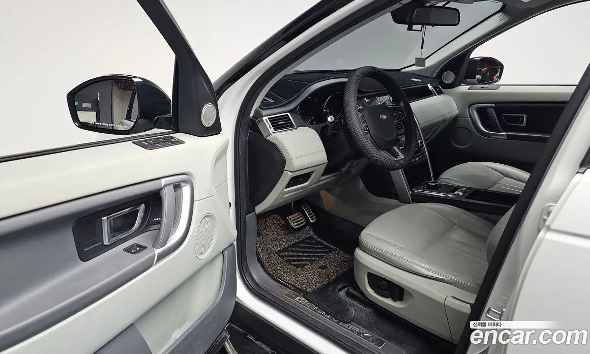 Land Rover Discovery Sport 2018 2.0 автомат (гидро), фото 12