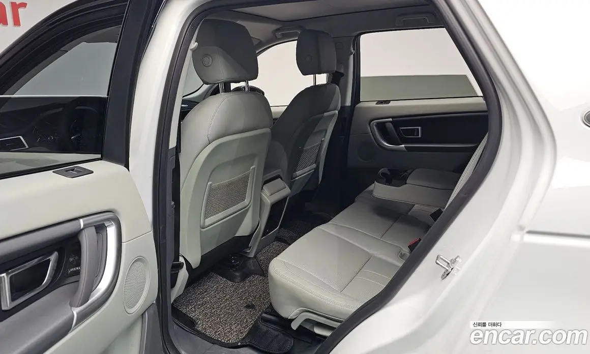 Land Rover Discovery Sport 2018 2.0 автомат (гидро), фото 16
