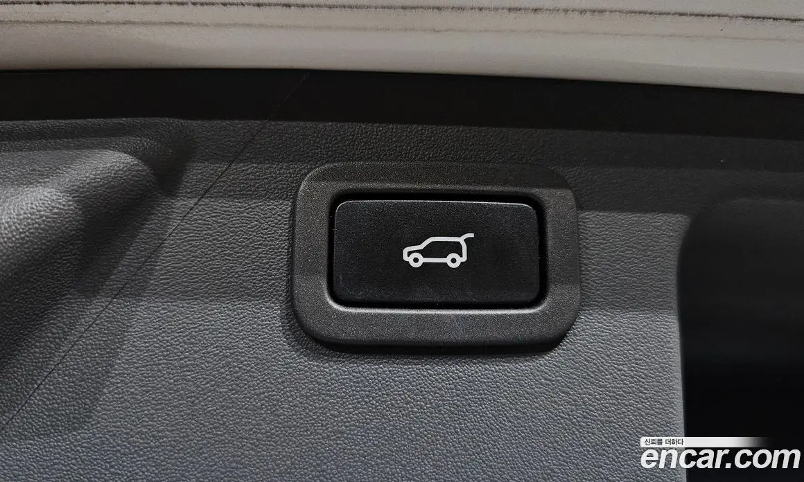 Land Rover Discovery Sport 2018 2.0 автомат (гидро), фото 30