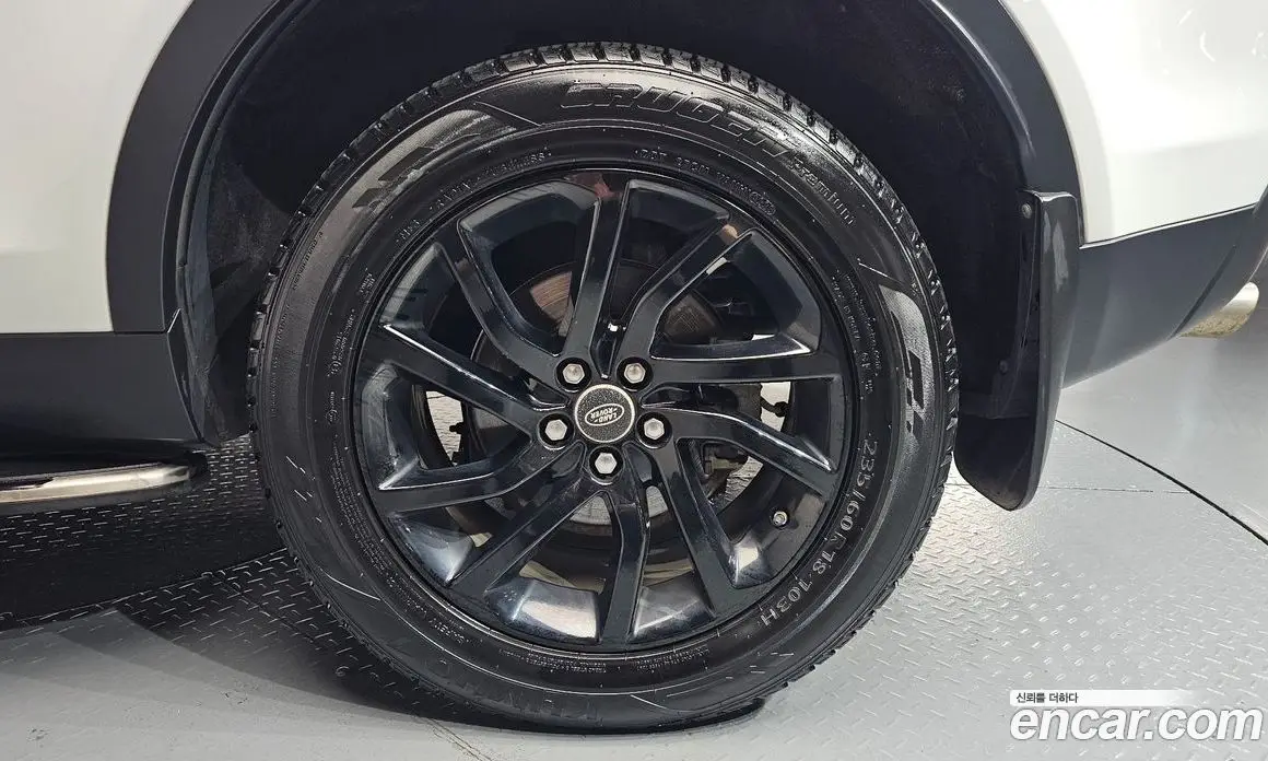Land Rover Discovery Sport 2018 2.0 автомат (гидро), фото 6