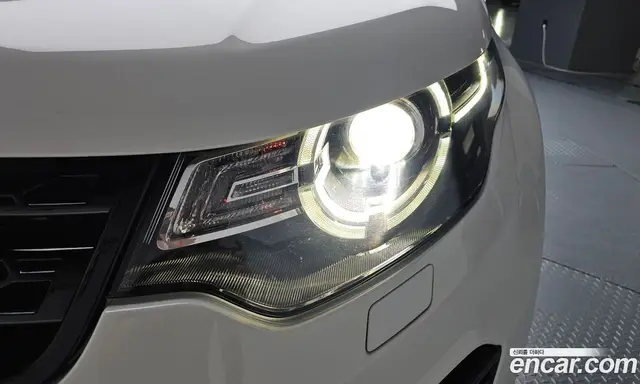 Land Rover Discovery Sport 2018 2.0 автомат (гидро), миниатюра 7
