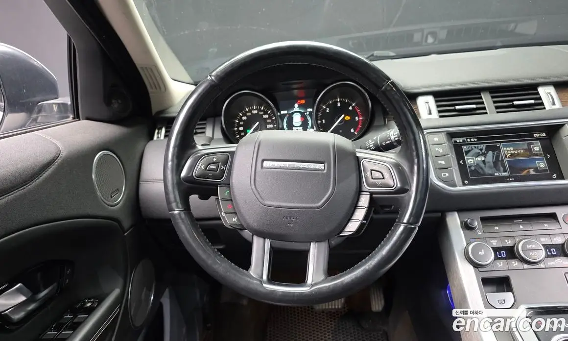 Land Rover Range Rover Evoque 2016 2.0 автомат (гидро), фото 12
