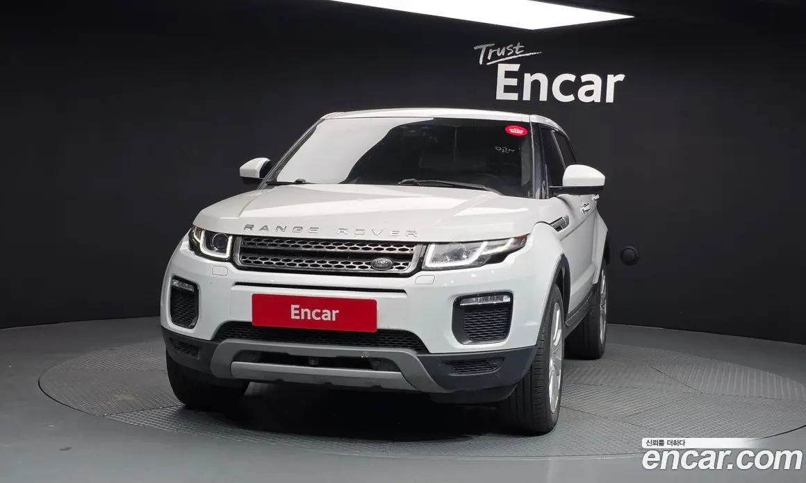 Land Rover Range Rover Evoque 2016 2.0 автомат (гидро), фото 3