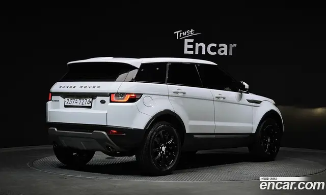 Land Rover Range Rover Evoque 2018 2.0 автомат (гидро), миниатюра 2