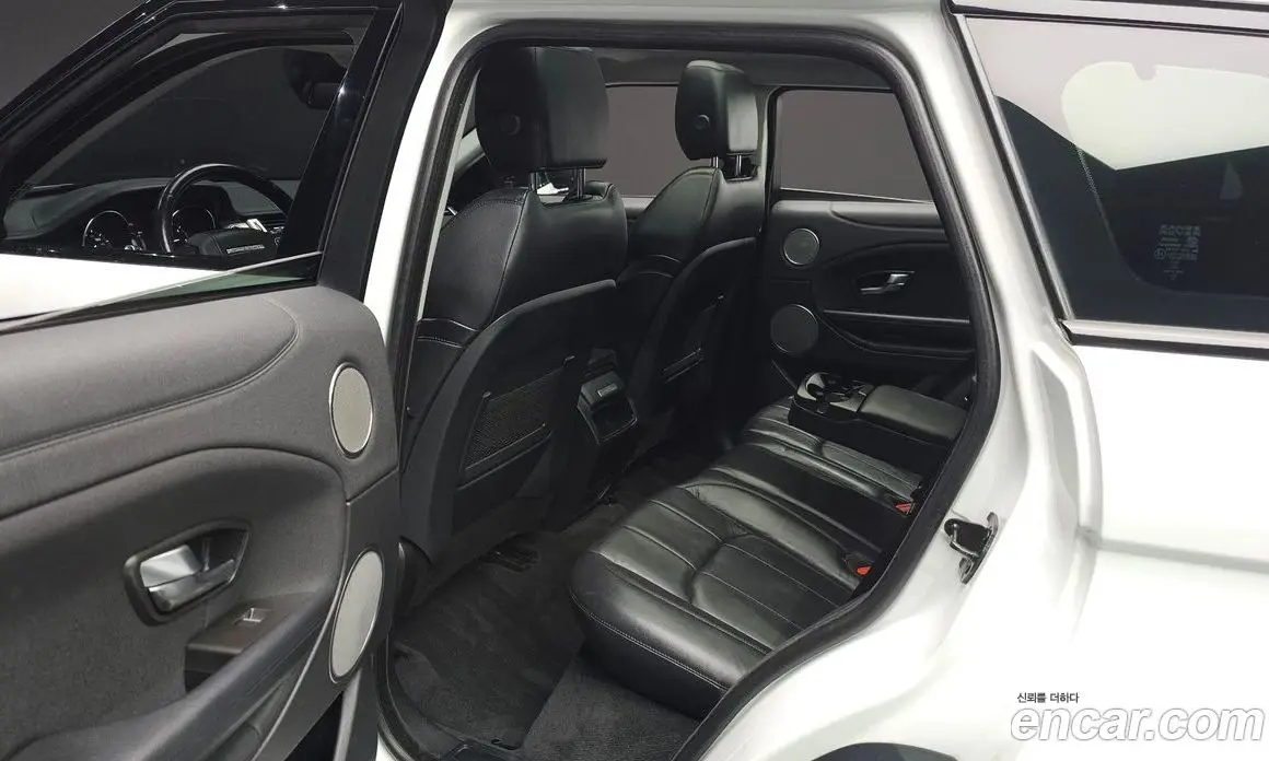 Land Rover Range Rover Evoque 2018 2.0 автомат (гидро), фото 11