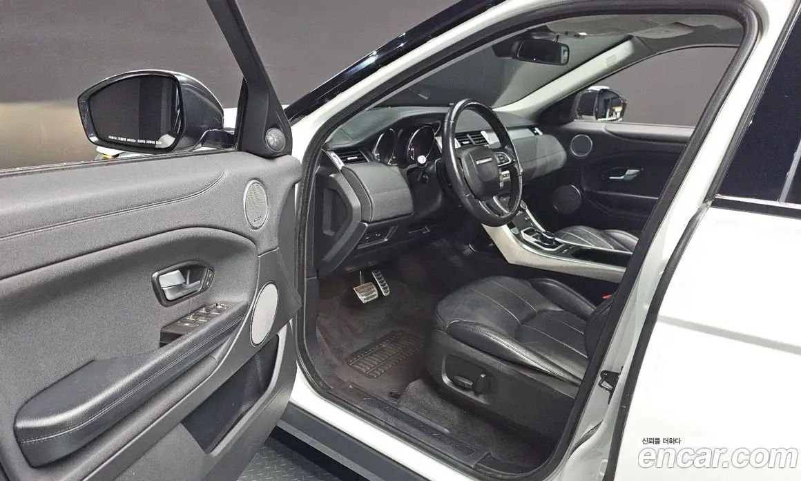 Land Rover Range Rover Evoque 2018 2.0 автомат (гидро), фото 10