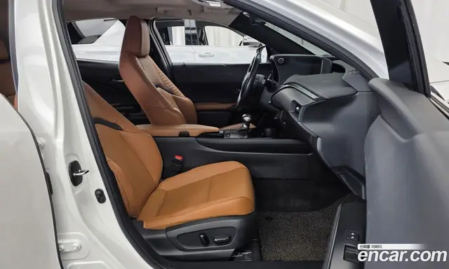 Lexus UX 2019 2.0 автомат (гидро), миниатюра 11 Lexus UX 2019 2.0 автомат (гидро), миниатюра 11